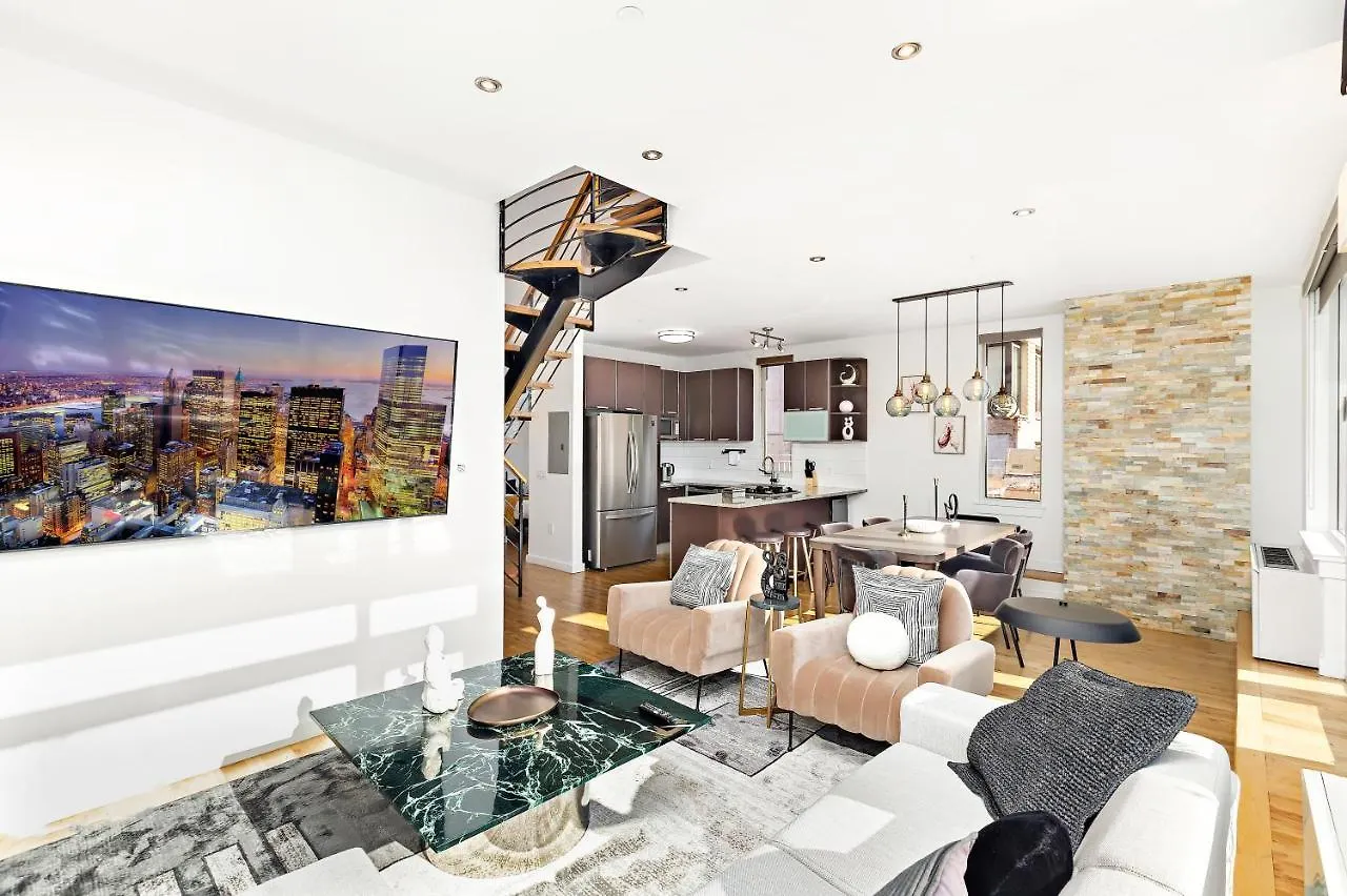 Luxurious 4 Bedroom Penthouse ニューヨーク